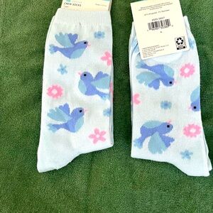 2 Pair Bundle of pastel LADIES SOCKS brand new with tags NWT!